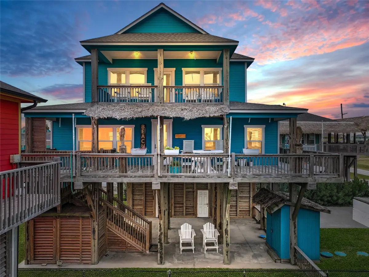 919 Mary Ann, Crystal Beach, TX 77650 - Image #1