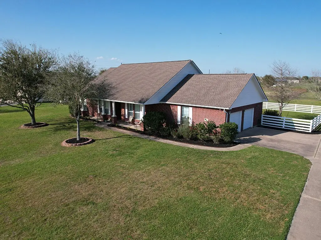 2862 Dees Circle, Sealy, TX 77474 - Image #1