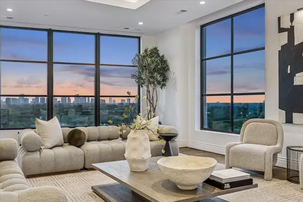 2323 San Felipe Street #901, Houston, TX 77019