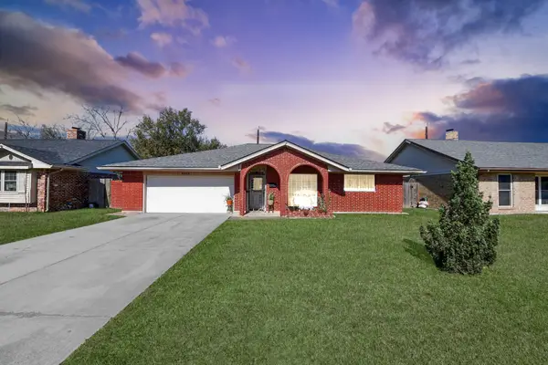 5315 Fairgreen Lane, Houston, TX 77048