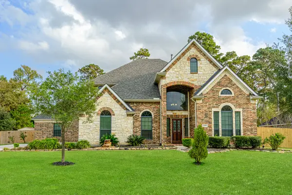 22618 Pineleigh Ct, Tomball, TX 77375
