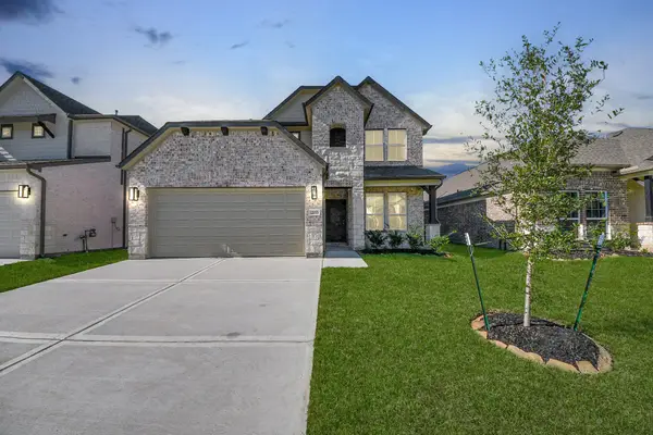 12035 Maple Oak Drive, Houston, TX 77066