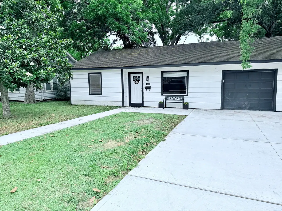 1301 Fairview Drive, Alvin, TX 77511 - #1