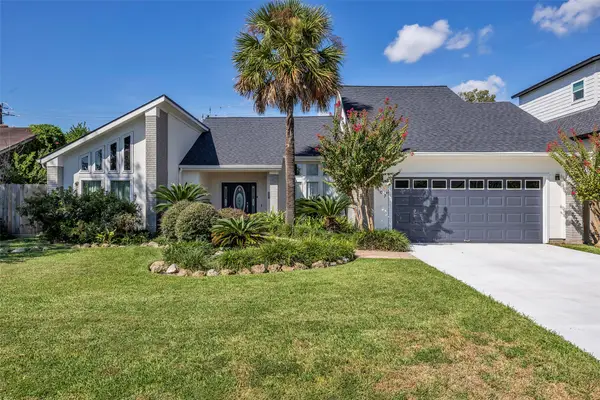 107 Shirleen Drive, Pasadena, TX 77586