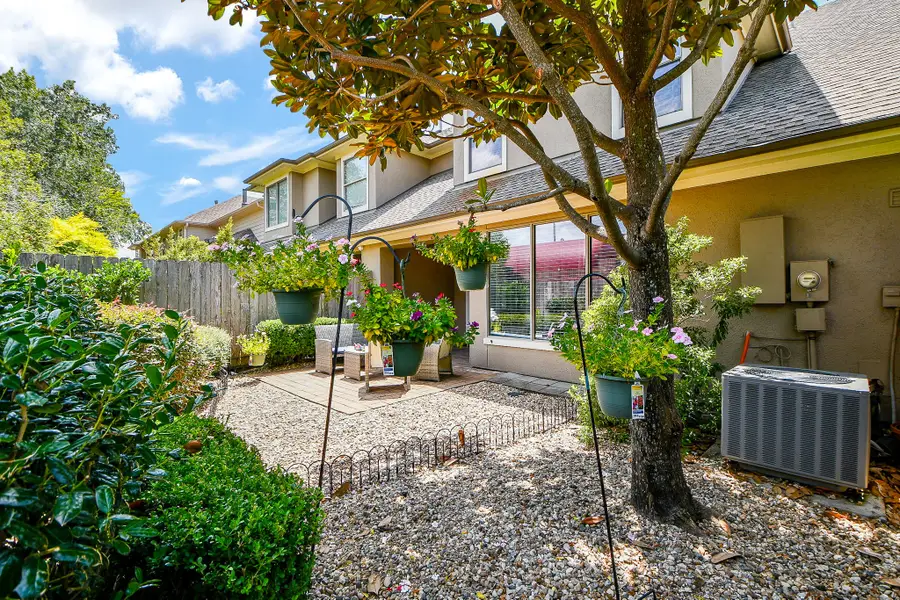 4212 Stonebridge Drive, Missouri City, TX 77459 - Image #2