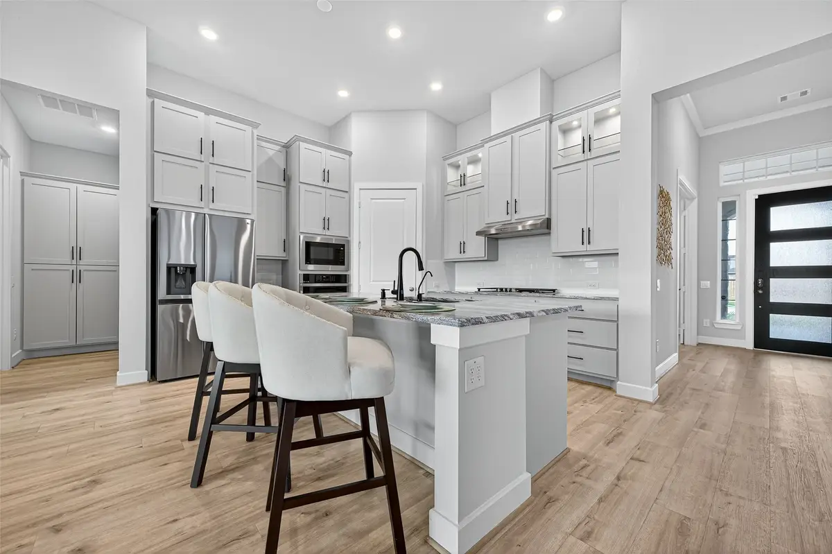 4714 Copper Falls Lane, Fulshear, TX 77441 - Image #1