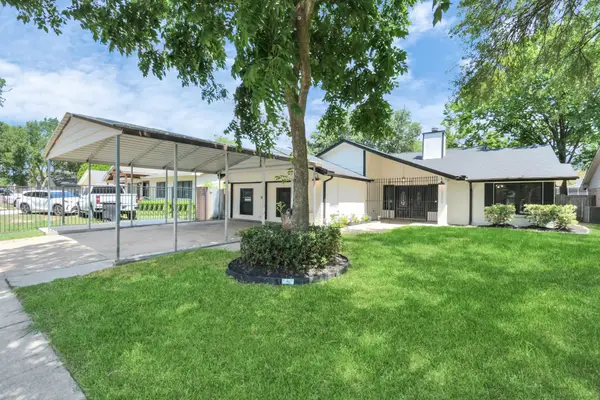 10550 Emnora Lane, Houston, TX 77043