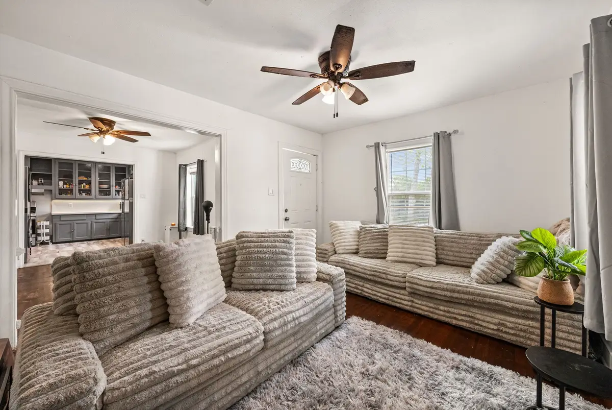 6942 Moss Rose Street, Houston, TX 77087 - #1