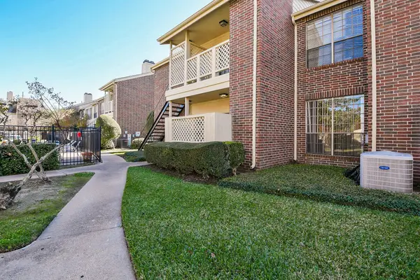 2121 El Paseo Street #1805, Houston, TX 77054