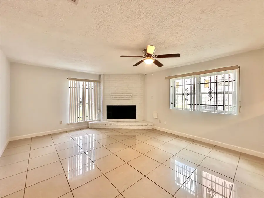 8610 Valley Meadow Drive, Houston, TX 77078 - #3