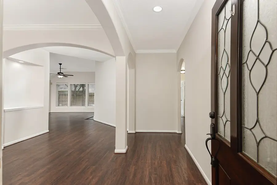 23 Lamps Glow Place, The Woodlands, TX 77382 - #3