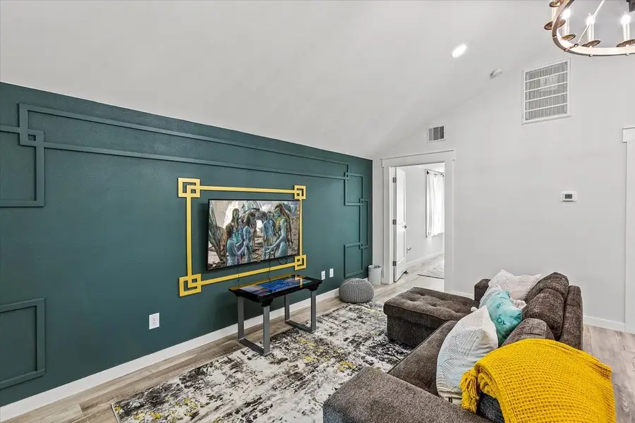 5423 Avenue R, Galveston, TX 77551 - #2