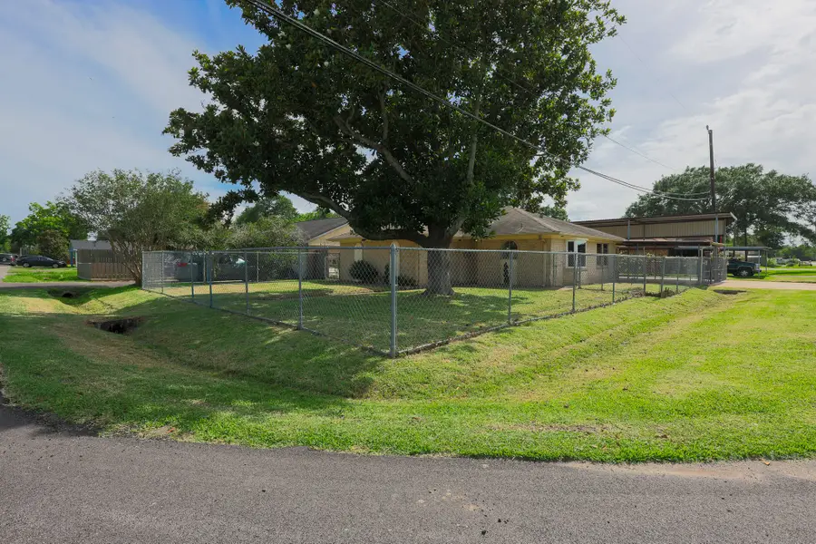 4702 Geraldine Street, Seabrook, TX 77586 - #2