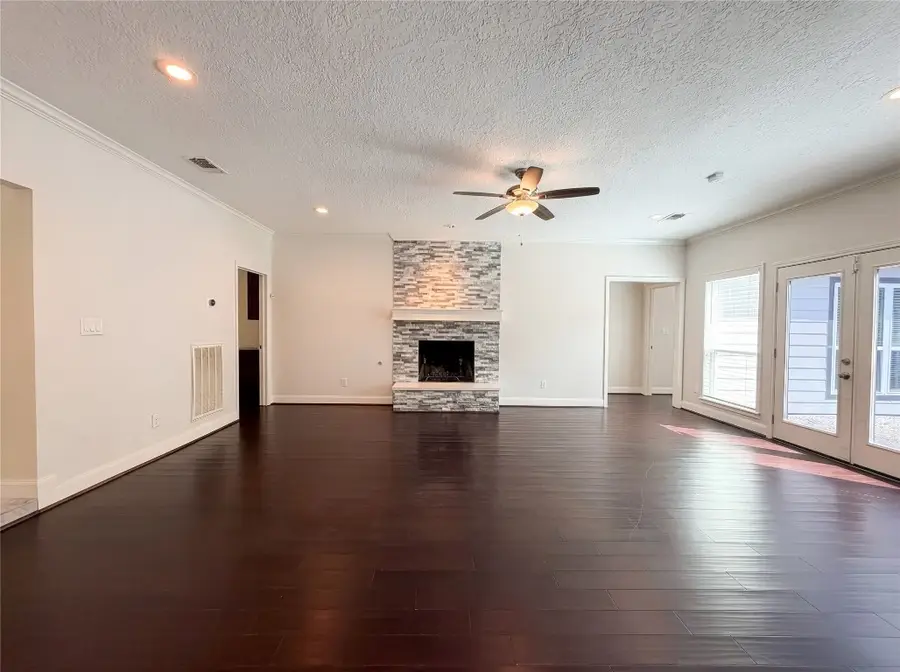 1103 Fleetwood Place Drive, Houston, TX 77079 - #3