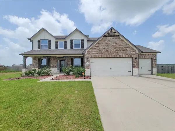 2470 Diamond D Drive, Beaumont, TX 77713
