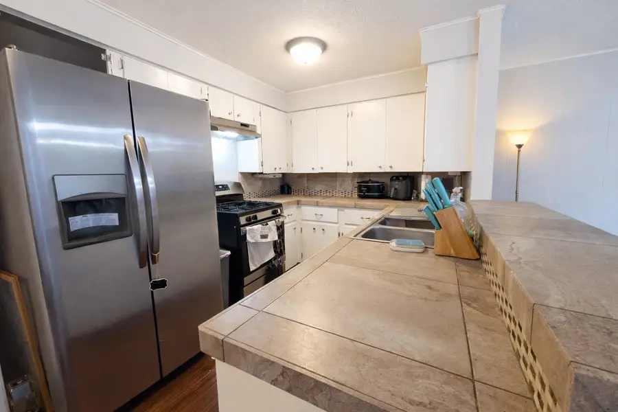 101 Gladiola Street, Lake Jackson, TX 77566 - #2