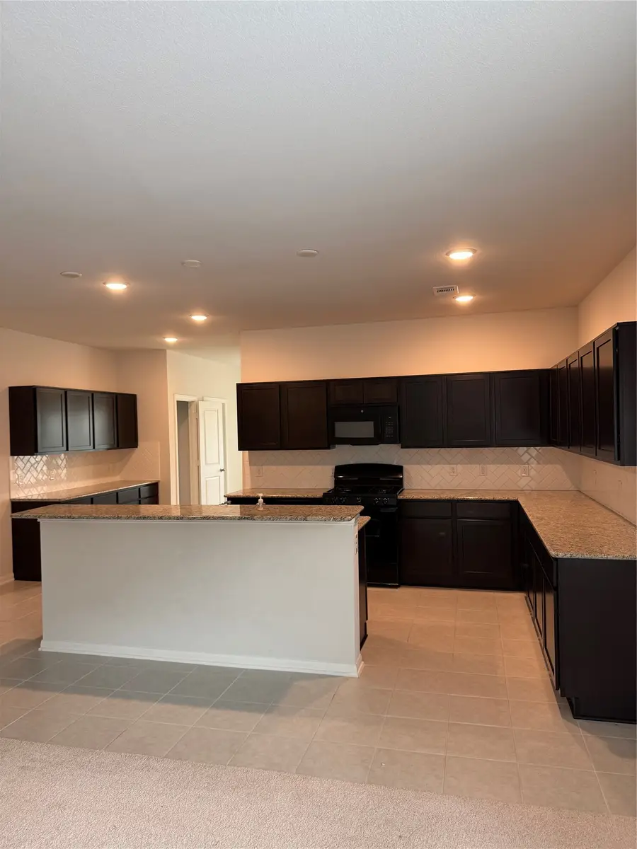 13301 Villa Sola Drive, La Marque, TX 77568 - #2