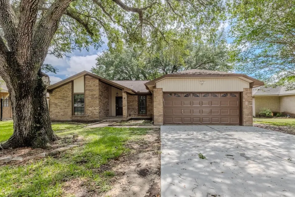 2 Abalone Street, Bay City, TX 77414 - #1