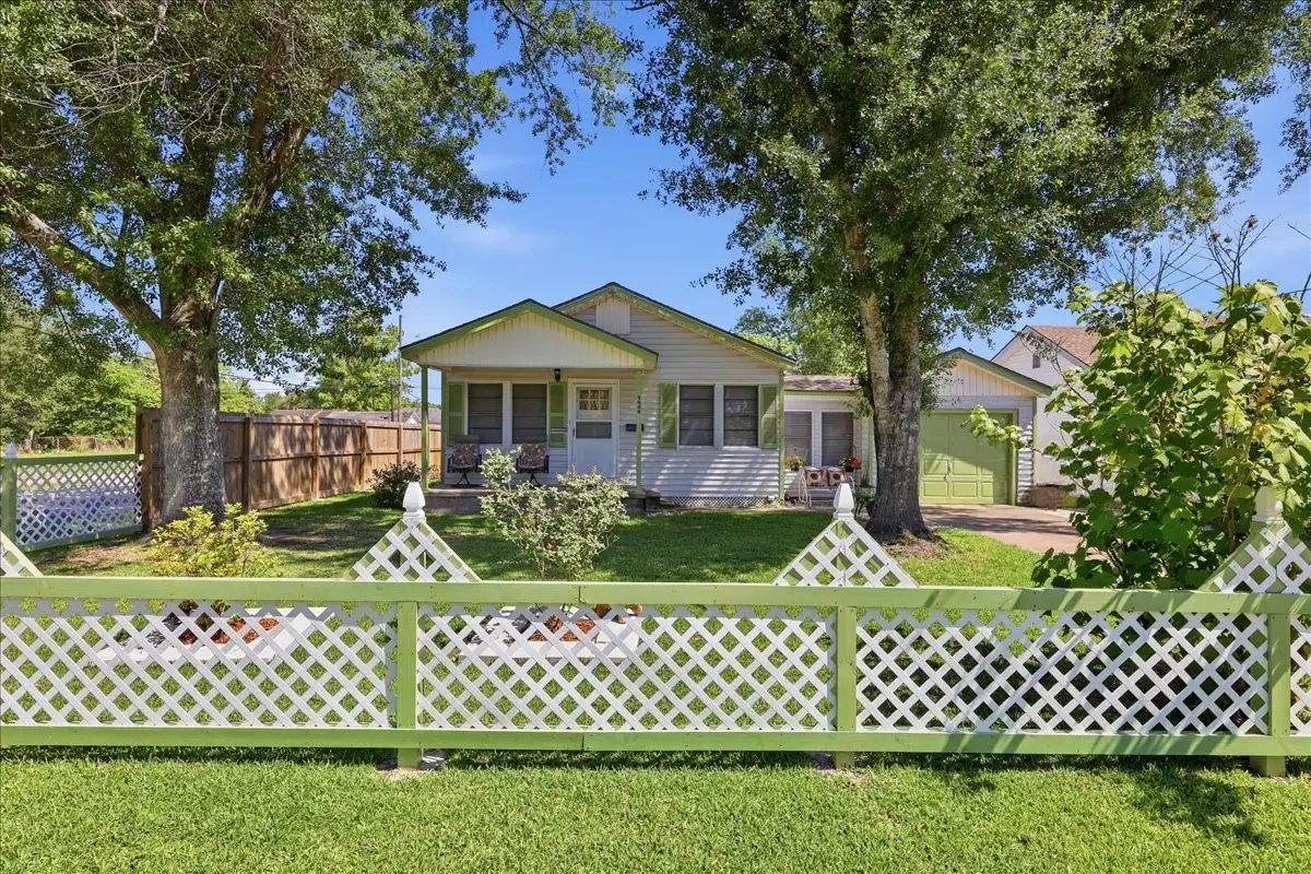 3006 Western Ave, Orange, TX 77630 - #1