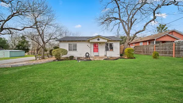 807 Burleson Street, Brenham, TX 77833