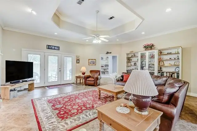 280 Brookhollow Street, Vidor, TX 77662 - #3