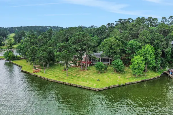 425 Old Fm 224, Coldspring, TX 77331