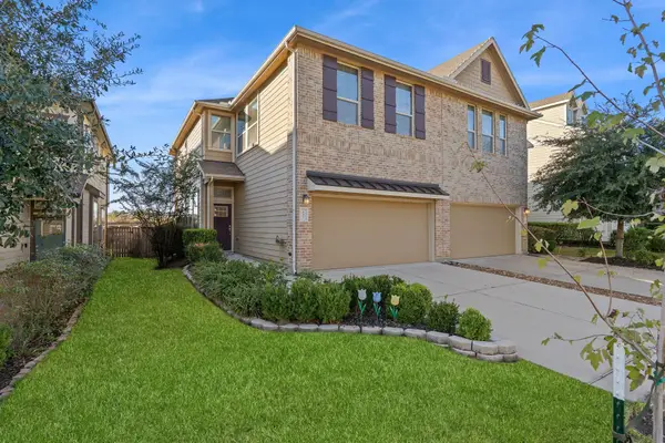 227 Biltmore Loop, Montgomery, TX 77316