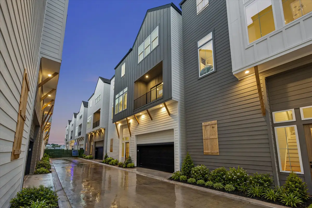 1181 W 19th Street, Houston, TX 77008 - #1