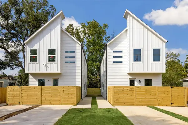 5914 Shelburne Unit C And D Street, Humble, TX 77396
