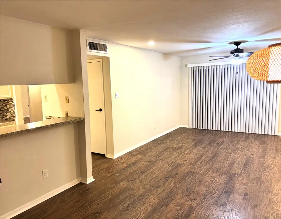 3025 Walnut Bend Lane #31, Houston, TX 77042 - #3