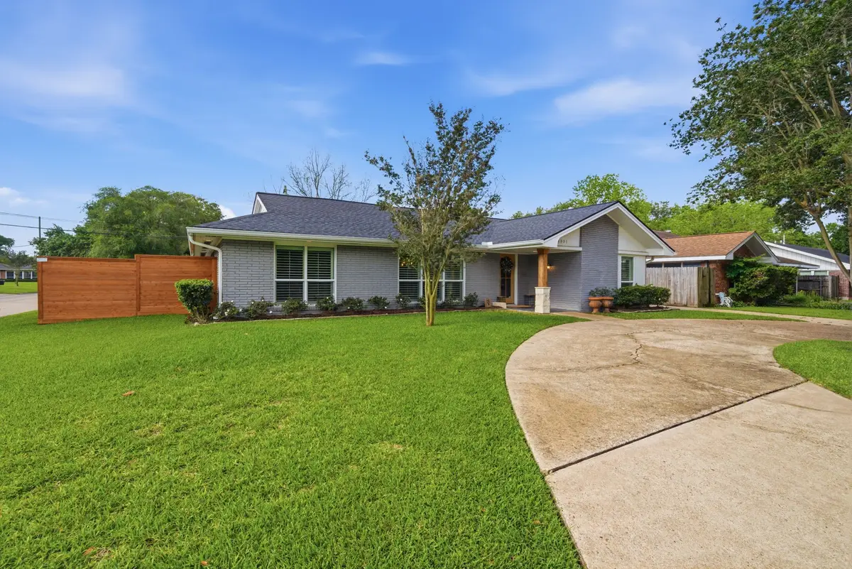 4801 Willowbend Boulevard, Houston, TX 77035 - #1