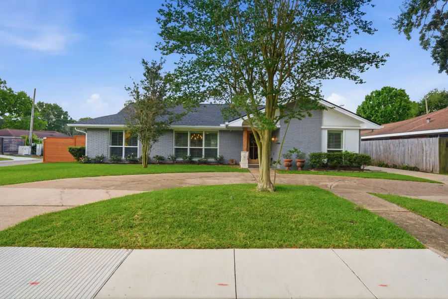 4801 Willowbend Boulevard, Houston, TX 77035 - #2