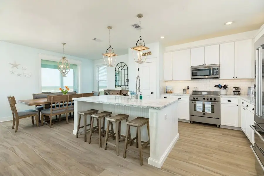 4215 King Rail Cr Circle, Galveston, TX 77554 - Image #2