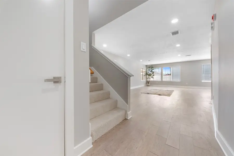 9606 Farrell Drive, Houston, TX 77070 - #3