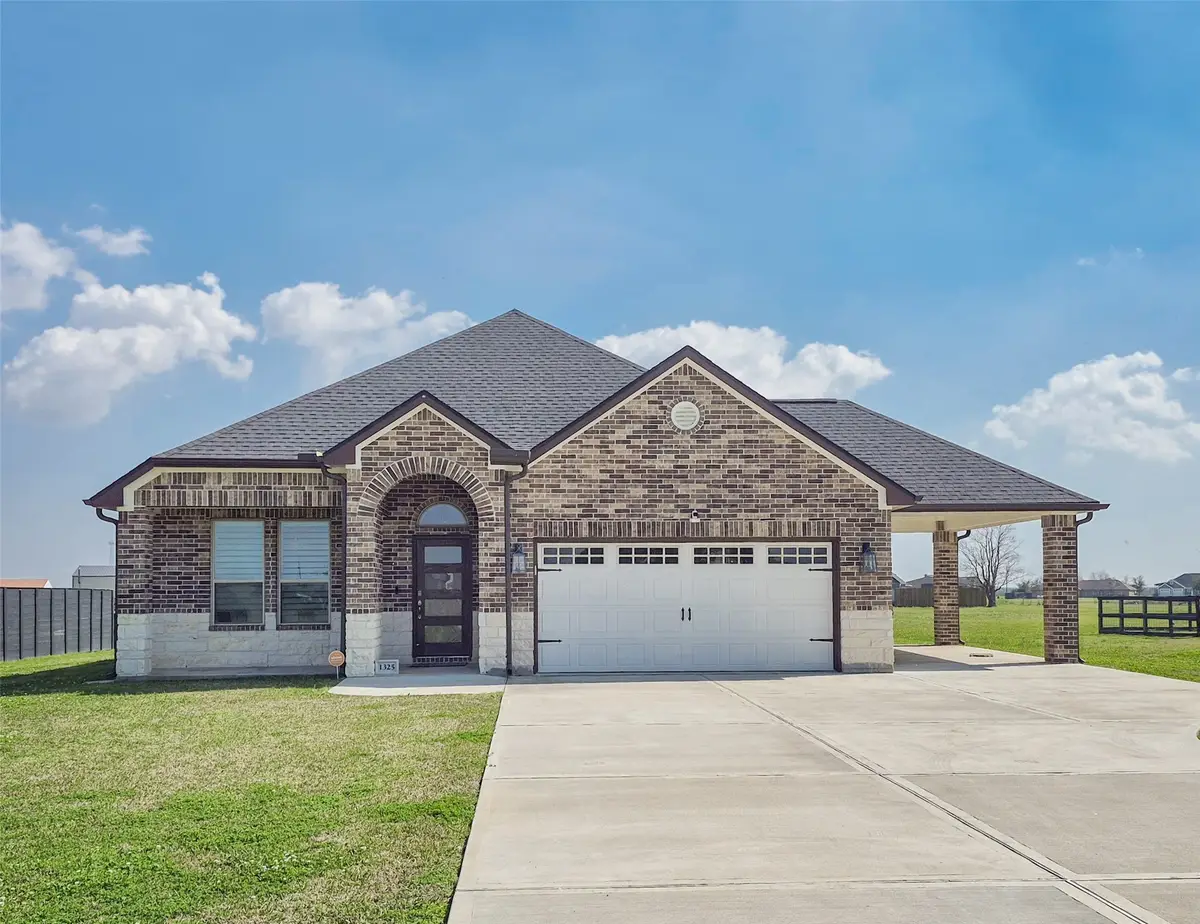 1325 Palomino Trail, Angleton, TX 77515 - #1