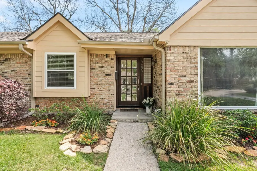 5827 Rutherglenn Drive, Houston, TX 77096 - #3