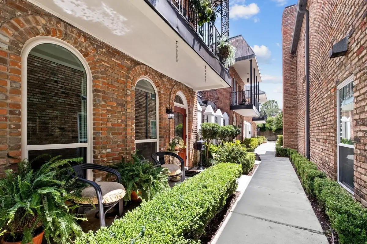7929 Woodway Drive #4, Houston, TX 77063 - #1