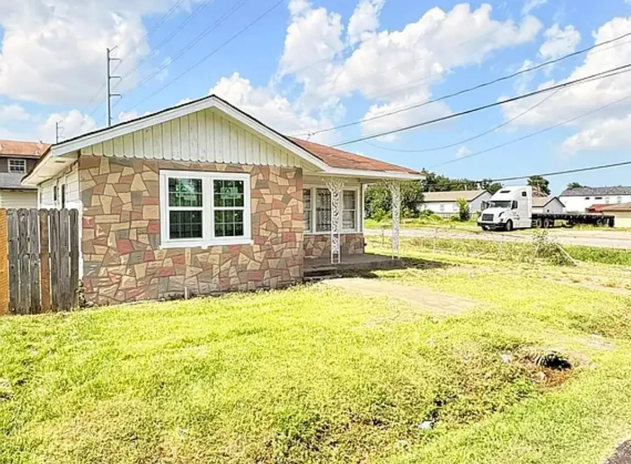 335 Delaware Street, Houston, TX 77029 - #2