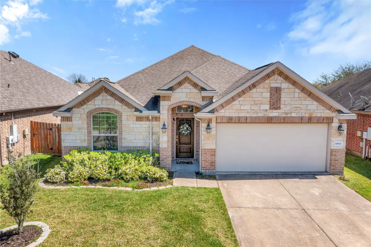 6803 Peach Mill Lane, Dickinson, TX 77539 - #1