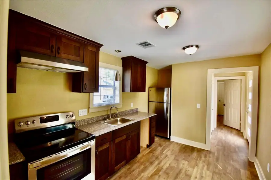 321 E 35th Street, Houston, TX 77018 - #3