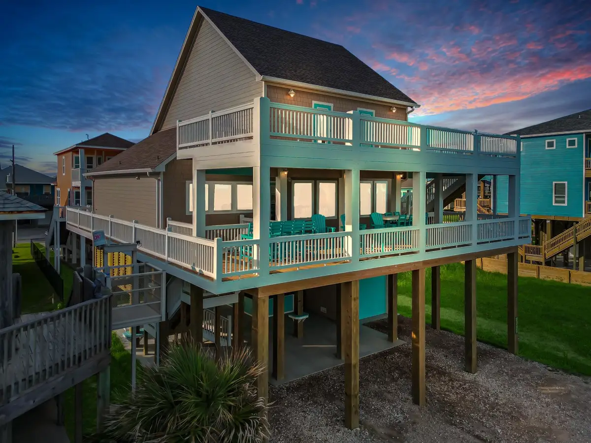 2627 Holiday Drive, Crystal Beach, TX 77650 - #1