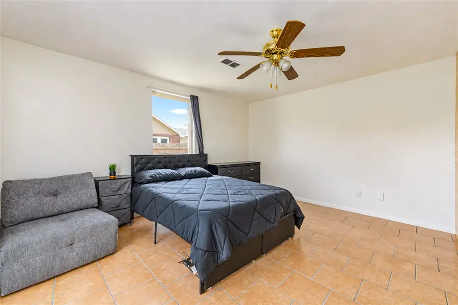 225 Palmyra Street, Houston, TX 77022 - #3