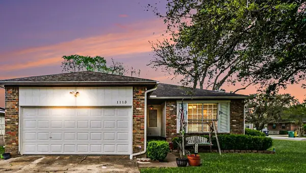 1113 Union Valley Drive, Pearland, TX 77581