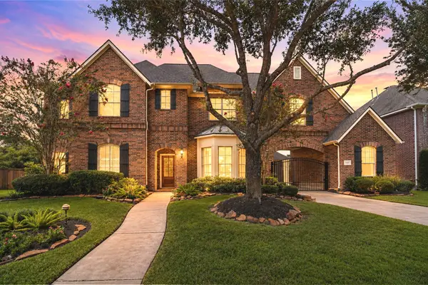 8607 Stones Throw Lane, Missouri City, TX 77459