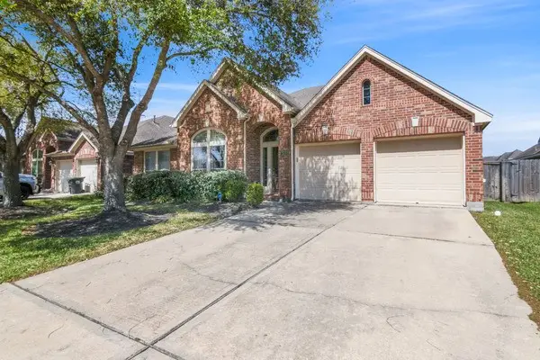 13615 Rainwater Drive, Pearland, TX 77584