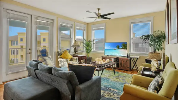 4131 Pointe West Drive #303, Galveston, TX 77554