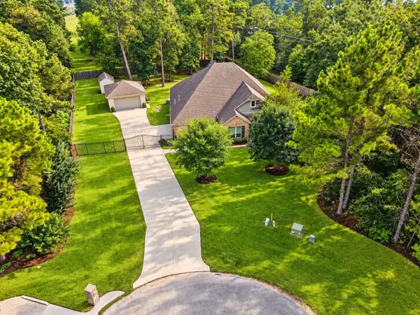 8996 Windjammer Lane, Montgomery, TX 77316
