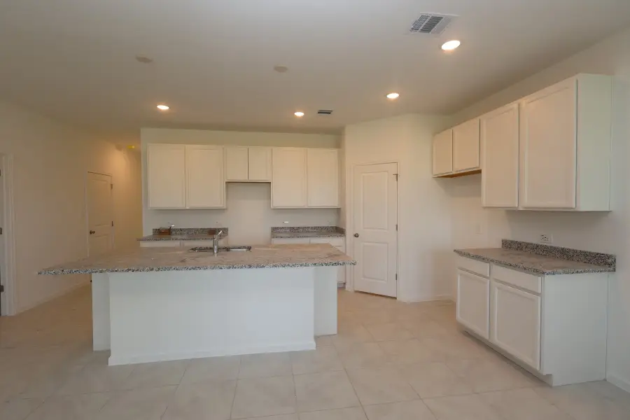 427 East Rose Marie Lane, Montgomery, TX 77356 - #3