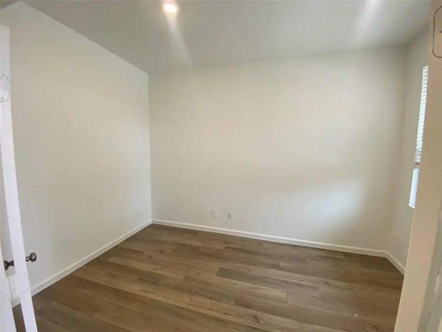 5507 Kingfish Drive, Baytown, TX 77521 - Image #2