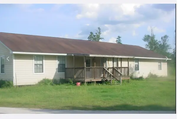 330 River Oaks Drive, Shepherd, TX 77371